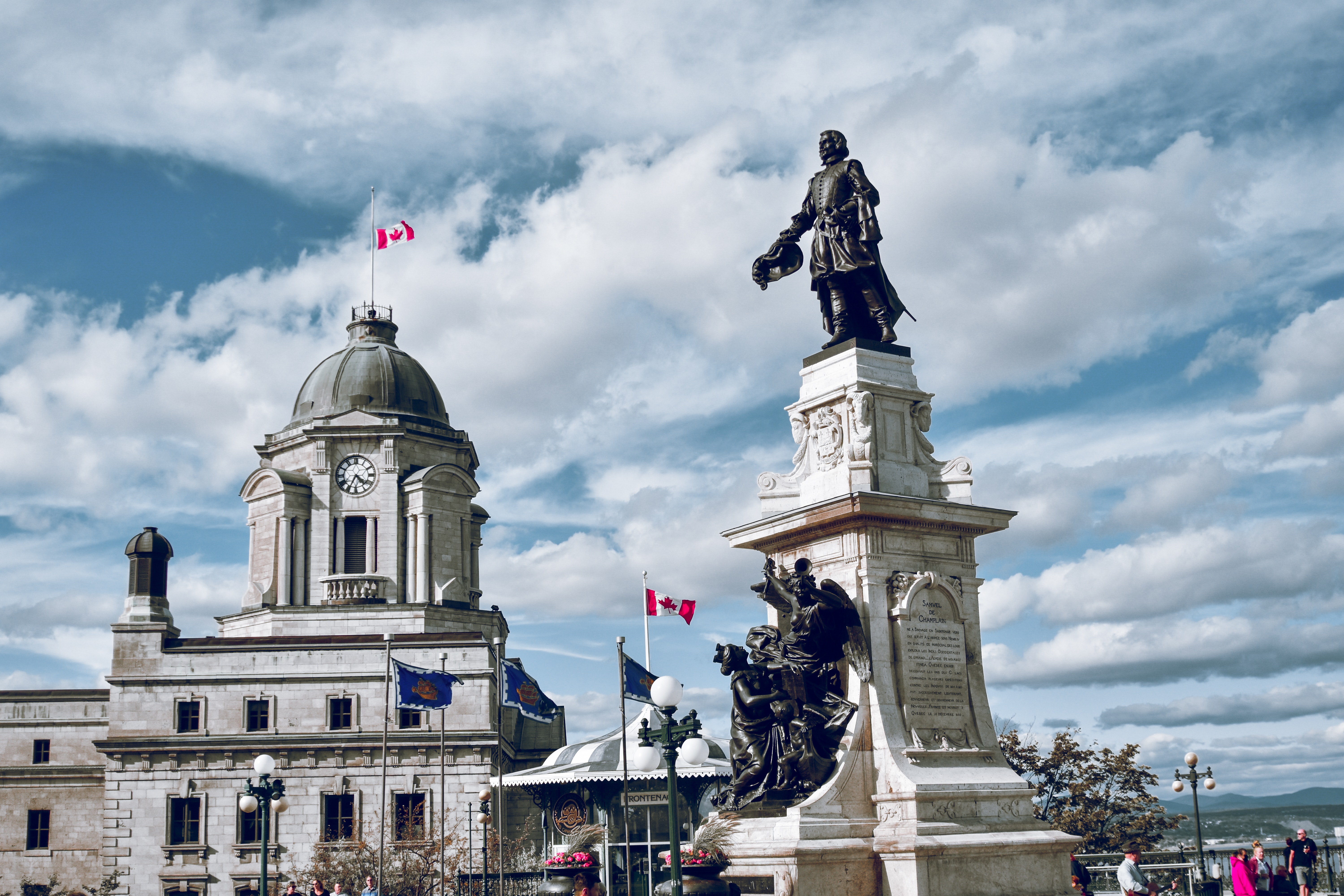 加拿大魁省将放宽 PEQ 申请要求以留住留学生